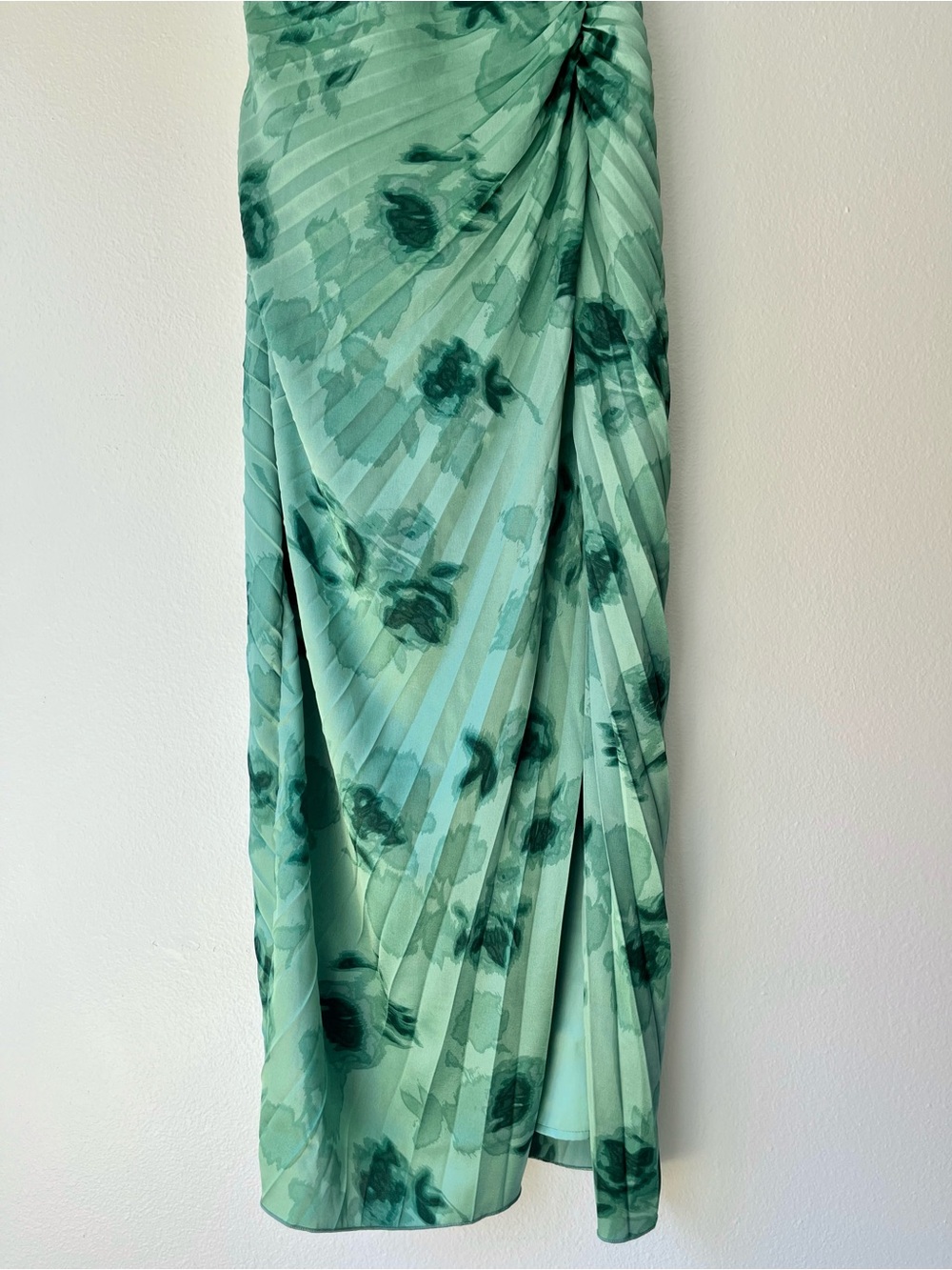 NWT Abercrombie & Fitch Giselle Pleated One-Shoulder Maxi Dress Petite -Sz XSP - Picture 7 of 11